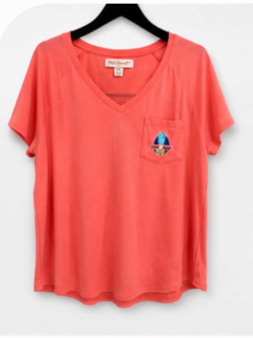 Red Camel Plus Size 0X "Sunshine & Tan Lines" Pineapple Graphic V-Neck Tee - Cor